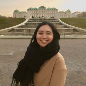 Meet your Posher, Nina